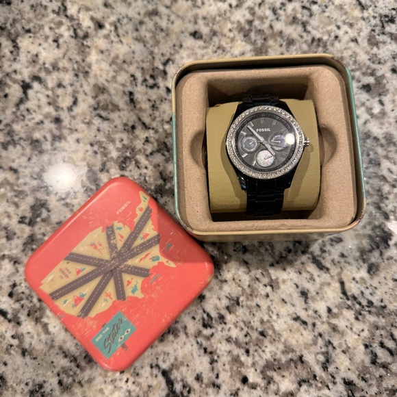 Black Fossil Watch - Picture 1 of 2